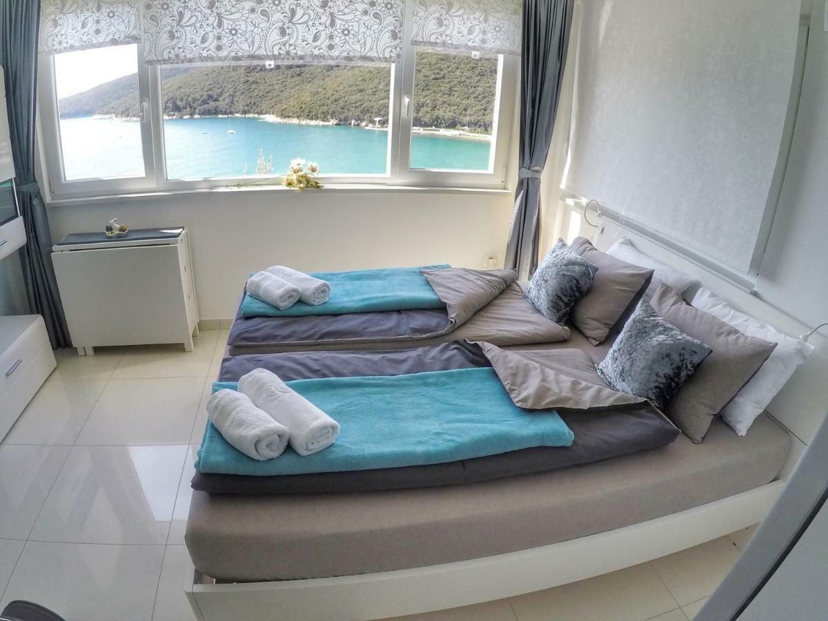 Appartement Studio Apartment More